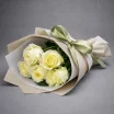 Букет из белых роз (50-60 см)